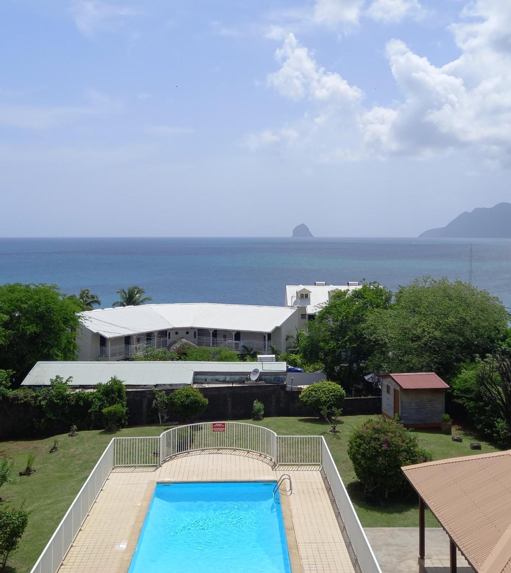 Appartement A Anse Mabouya En Rez De Jardin Avec Piscine A Proximite Des Plages Sainte-Luce Exterior foto